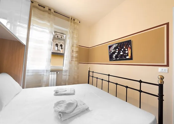 Apartment Centre