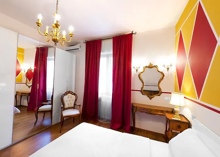 Apartment Centre *
